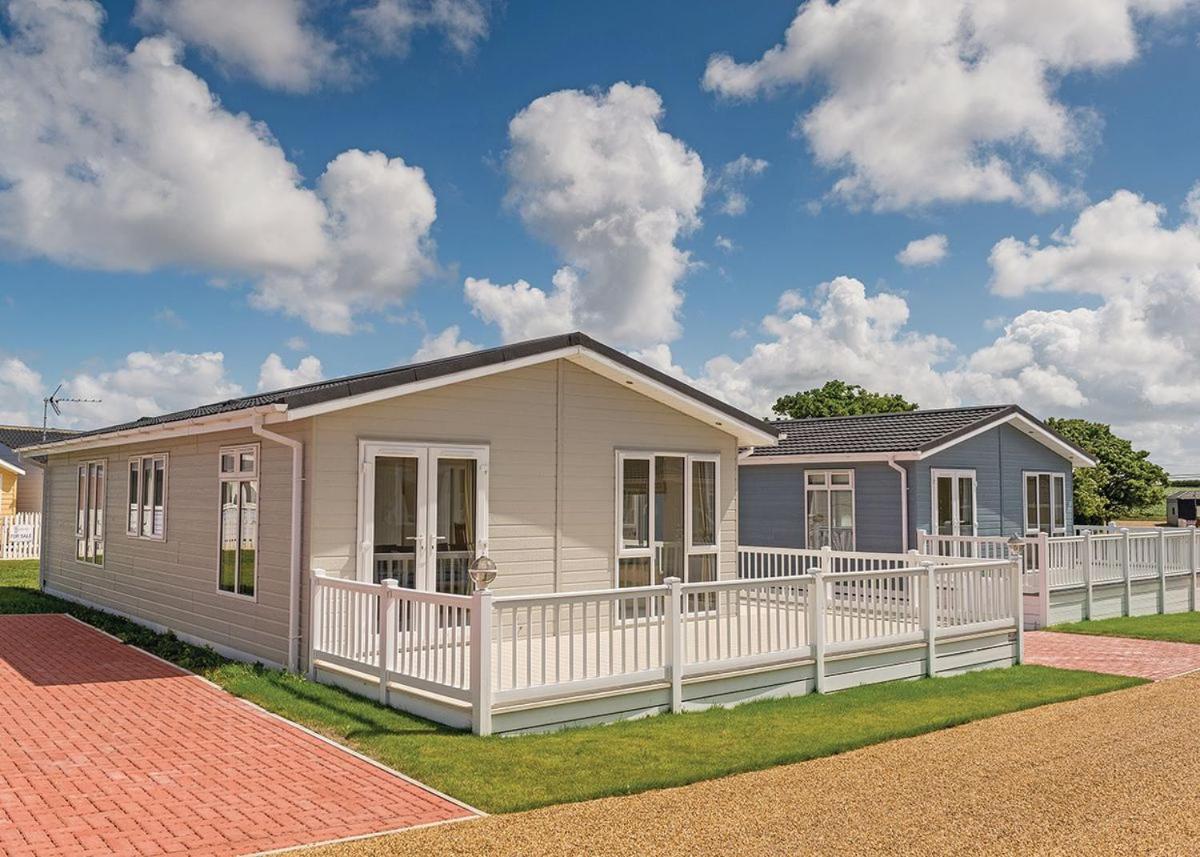 Mundesley Holiday Village エクステリア 写真