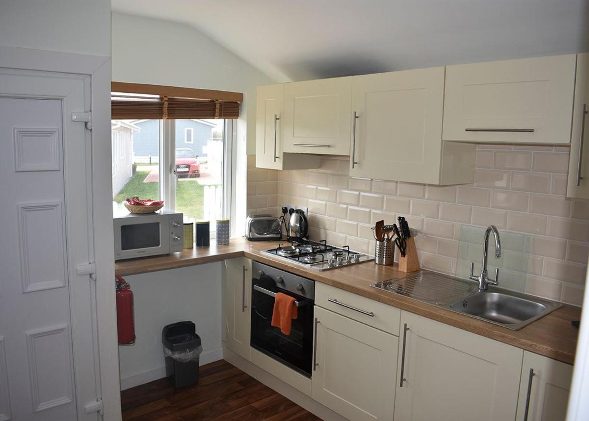 Mundesley Holiday Village エクステリア 写真