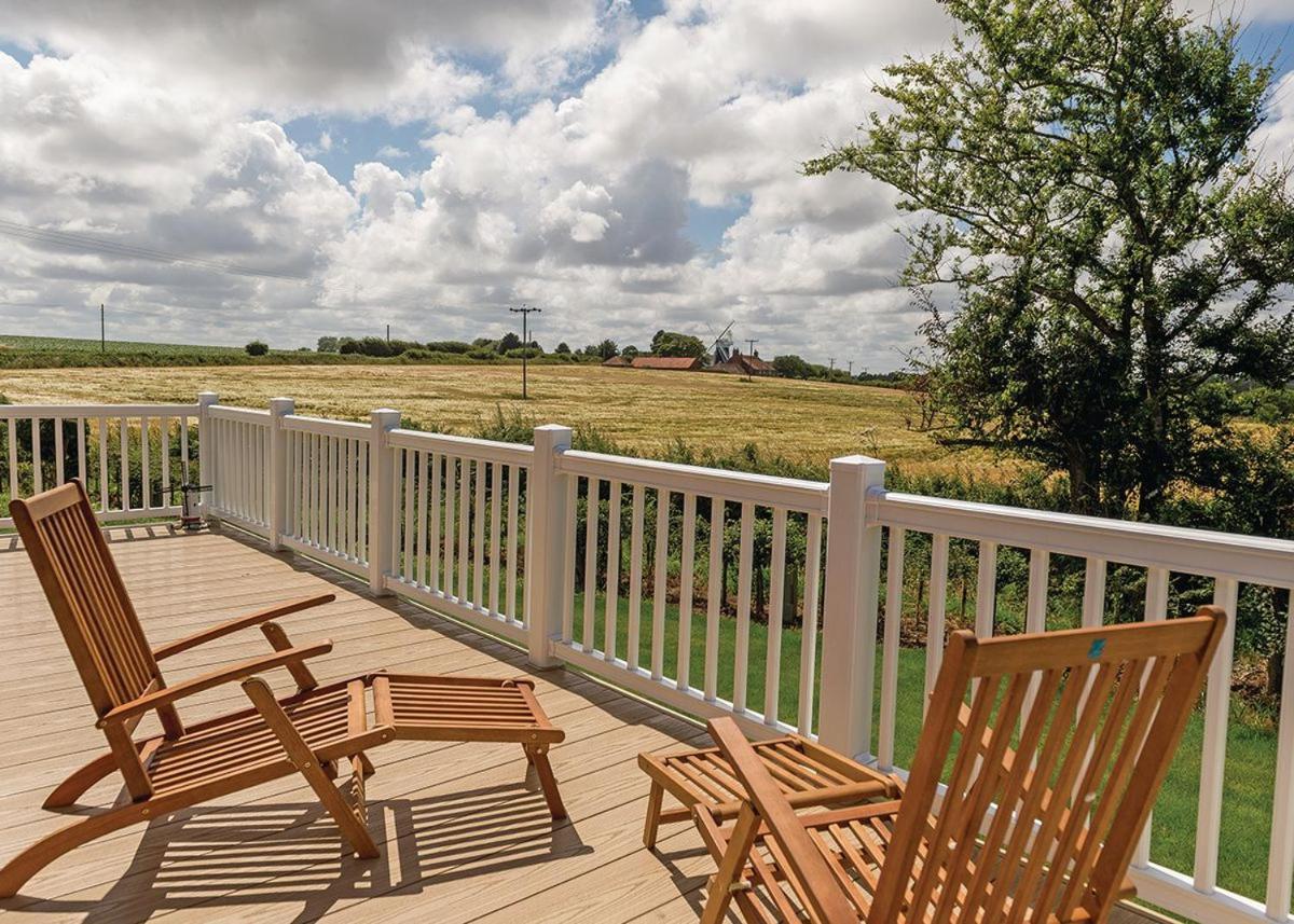 Mundesley Holiday Village エクステリア 写真