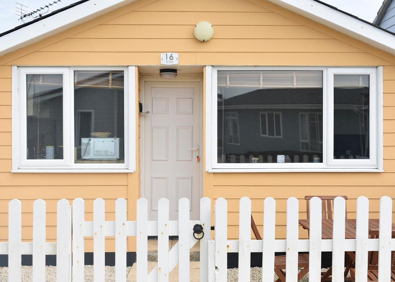 Mundesley Holiday Village エクステリア 写真